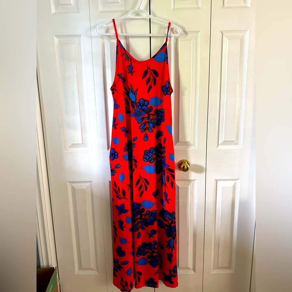 Floral maxi dress. Beyond this plane. Size S. New with tags.